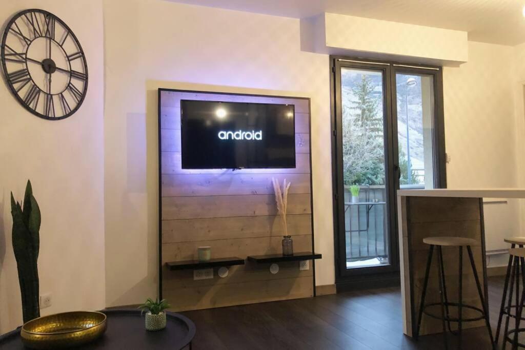 Appartement Cosy Proche De La Gare Saint-Jean-de-Maurienne Esterno foto