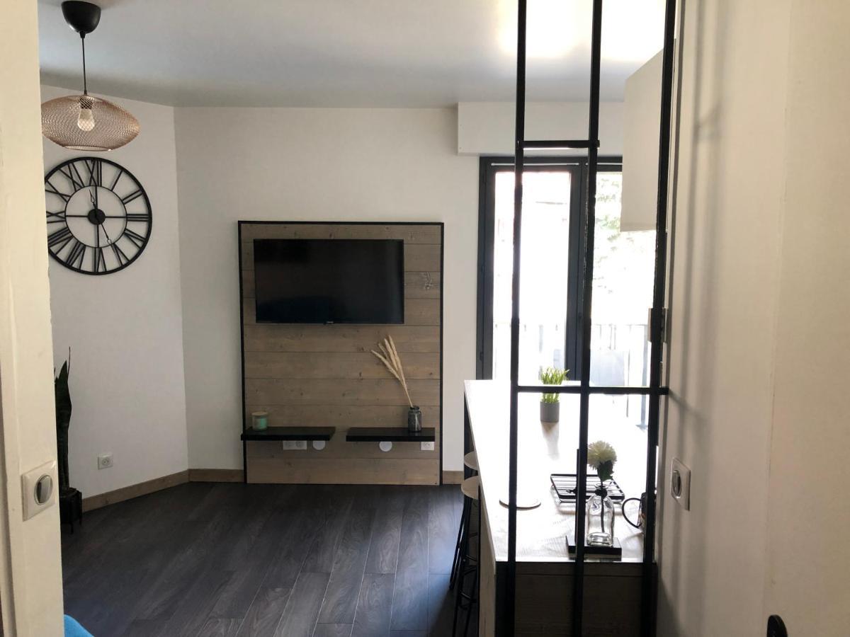 Appartement Cosy Proche De La Gare Saint-Jean-de-Maurienne Esterno foto